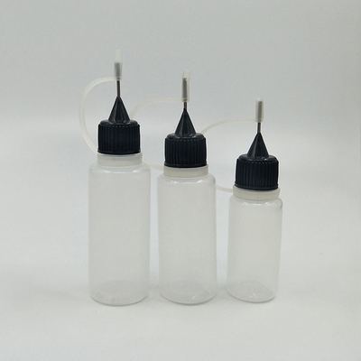 สัญลักษณ์ที่กําหนดเอง กระป๋องหยด 15 Ml พลาสติกสําหรับการแจกของเหลวที่แม่นยํา ในสีใสและดํา