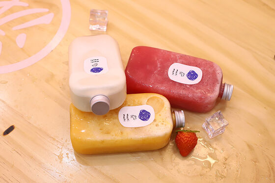 สามารถปรับแต่งเหยือกชาไข่มุกได้ มีขนาด 120 มล. 250 มล. 350 มล. 500 มล. 1000 มล. เหมาะสำหรับความต้องการในการจ่ายเครื่องดื่ม