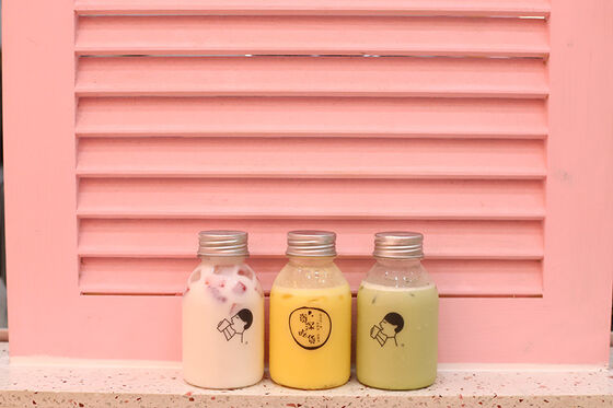 เหยือกชาไข่มุกน้ำ 0.5 กก. น้ำหนักเบา ทนทาน เหยือกที่สมบูรณ์แบบสำหรับร้านชาไข่มุก ร้านสมูทตี้ และสถานีเครื่องดื่ม