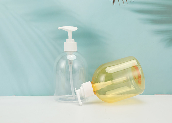 ขาวว่าง 50ml สเปรย์พลาสติกบอสตันกลมปั๊มเครื่องสําอาง Pet กระป๋องสําหรับบรรจุเครื่องสําอาง